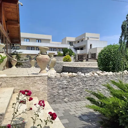 אתר נופש Complex Casa Ani